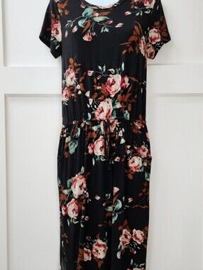 Floral Scoop-Neck Midi Dress in Black with Pink Rose Print